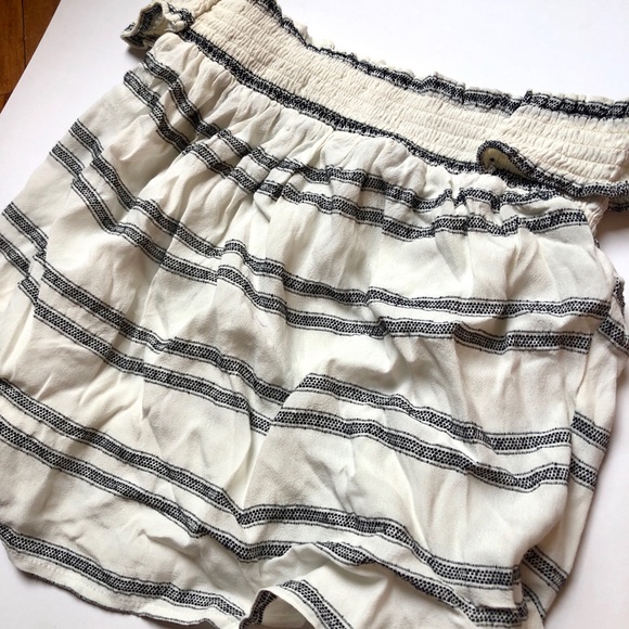 ASTR OFF SHOULDER TOP - Picture 4 of 5